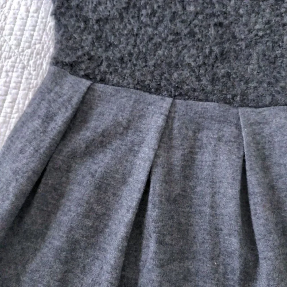 Add Wool Dress Gray Skull Faux Pocket Gold Fuzzy Winter Cozy Size Medium